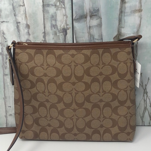 NWT coach outline zip crossbody - Picture 3 of 6